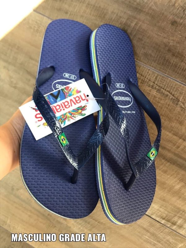 Havaianas de borracha masculinas disponíveis para venda em atacado.