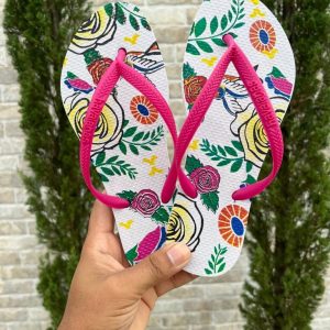 Havaianas Femininas com Silk: Conforto e Estilo Único.