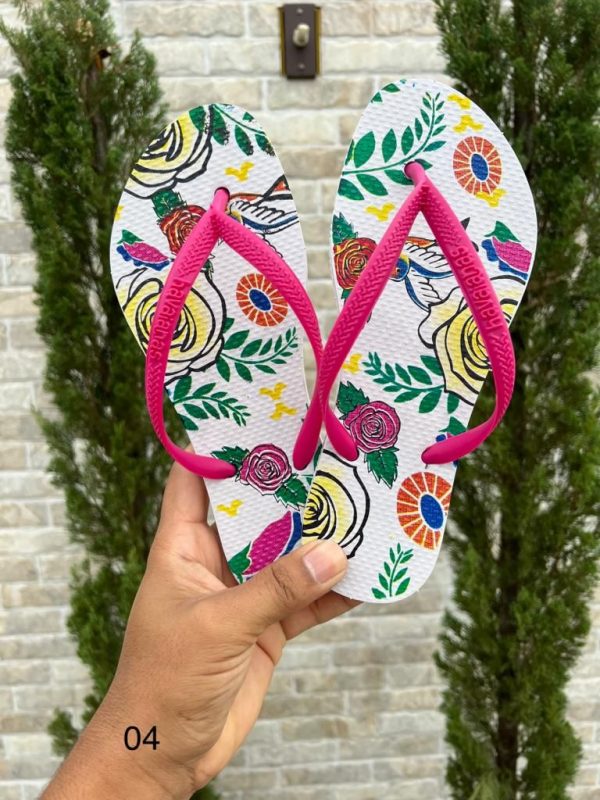 Havaianas Femininas com Silk: Conforto e Estilo Único.