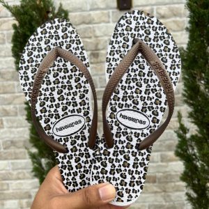 Havaianas Femininas com Silk: Conforto e Estilo Único.