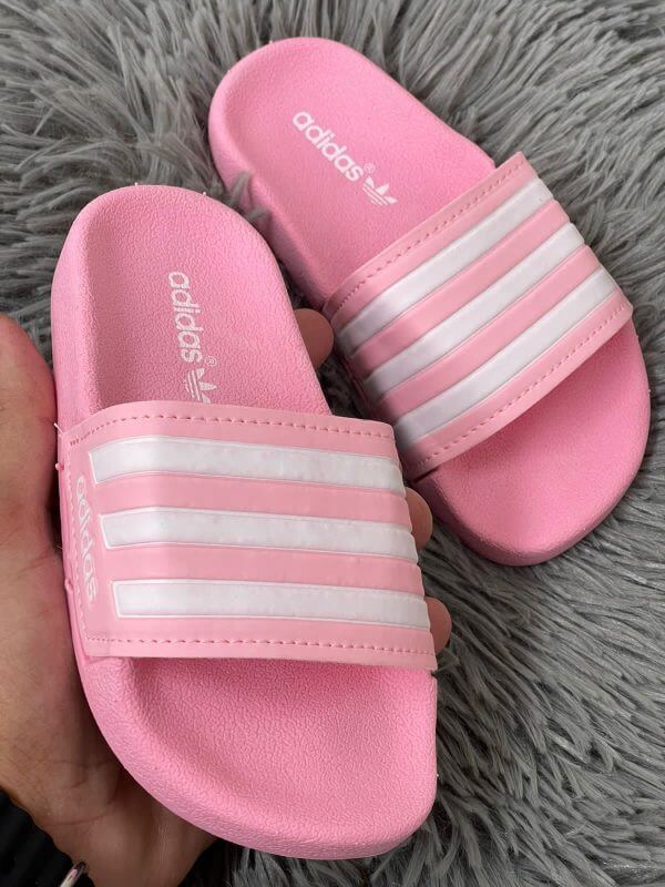 Chinelo Slide Adidas Infantil para Revendedores - Conforto e Estilo para os Pequenos.